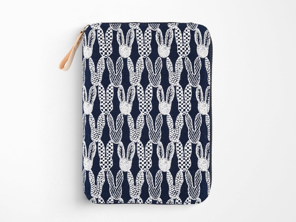 Hobonichi Techo A5 Cousin Cover - Mina Perhonen Pomppia Navy