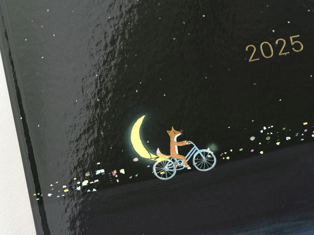 Hobonichi Techo Hon A5 2025 - Crescent Moon Delivery