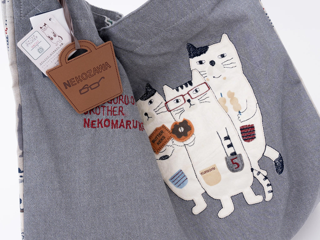 Kusuguru Japan Three Cats Embroidered Large Tote Bag - Gray