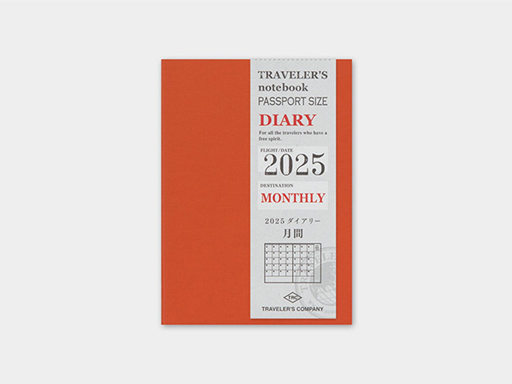 TRAVELER'S Notebook 2025 Monthly - Passport Size